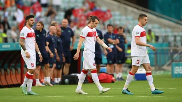 乐鱼体育官方登录网站-全负出局防守“创历史” 土耳其缺的只是经验吗？