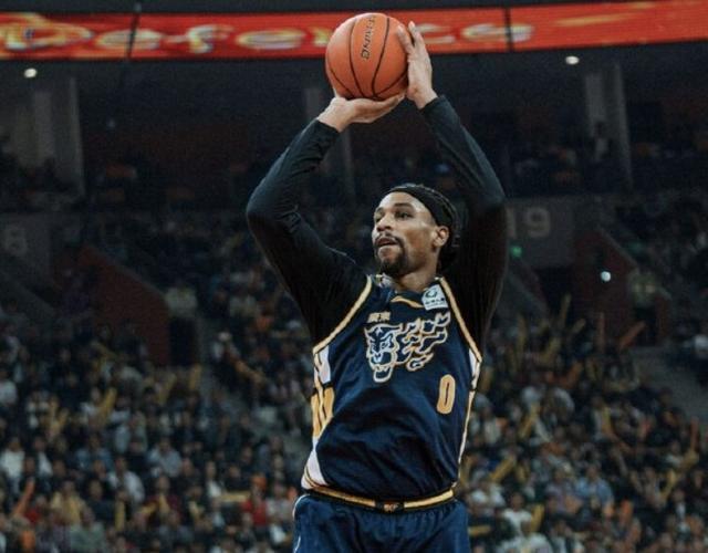 Leyu Sports-萨林杰：辽宁并没有真正限制我们，只是很多空位投篮没能投进