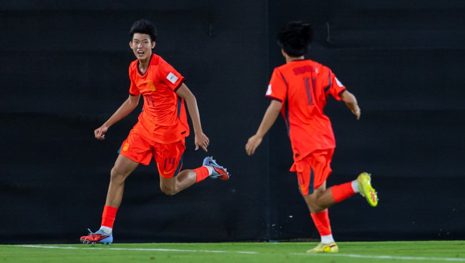 乐鱼体育APP下载地址-U17国足生死战首发出炉！仅换1人，赵松源连场先发，邝兆镭仍替补